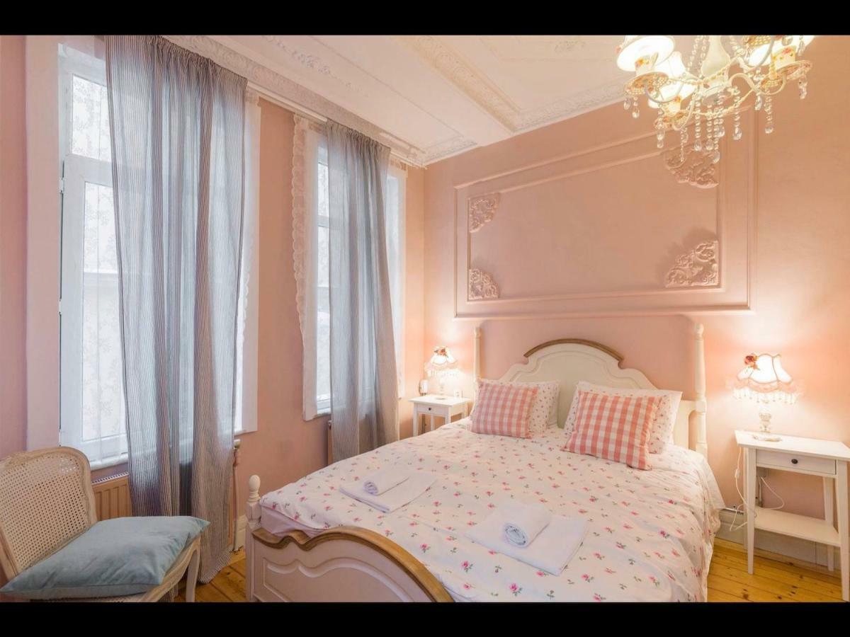 Galata Chic Delux Flats Apartamento Estambul Exterior foto
